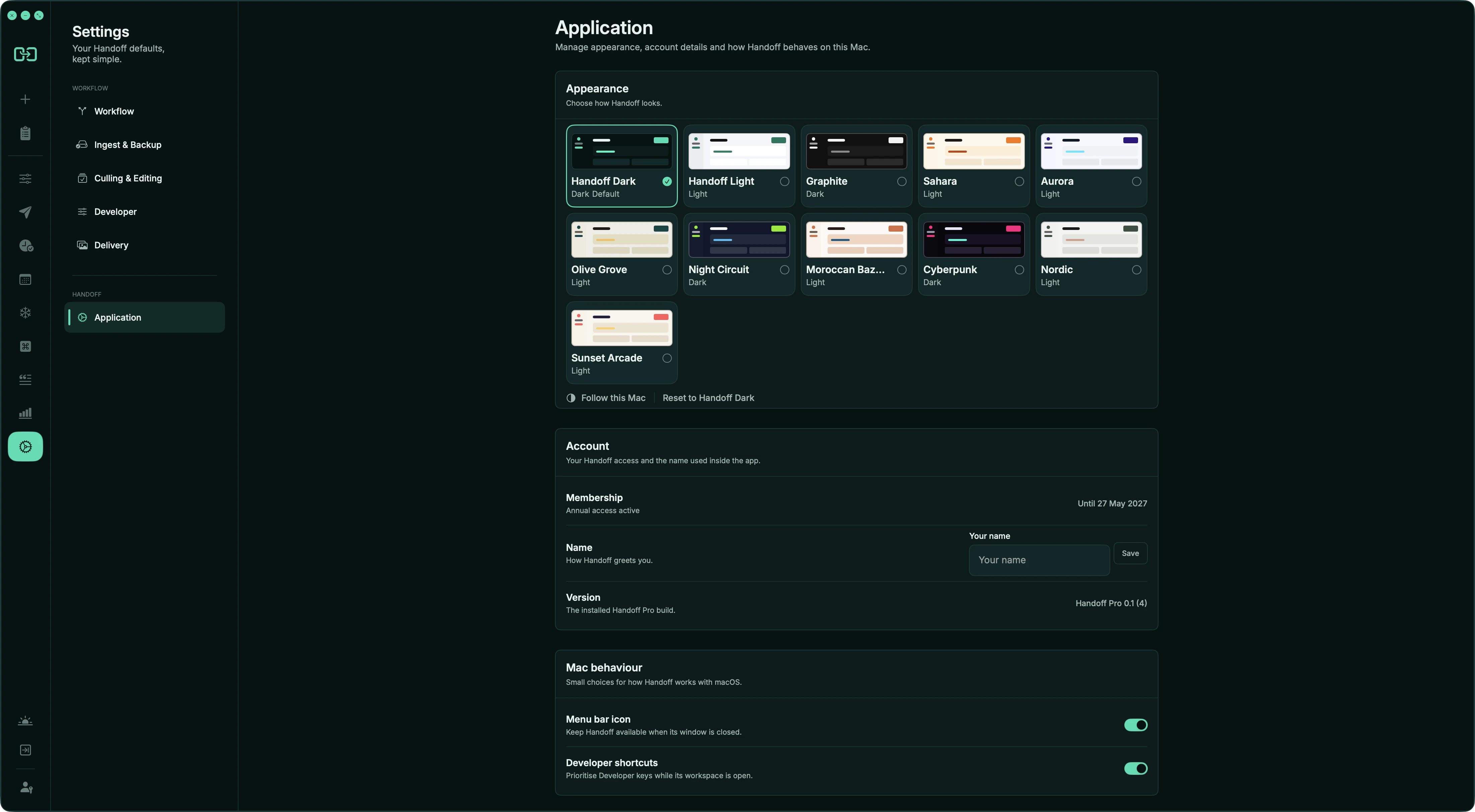 Handoff Pro Settings showing appearance themes, account details, and Mac behaviour